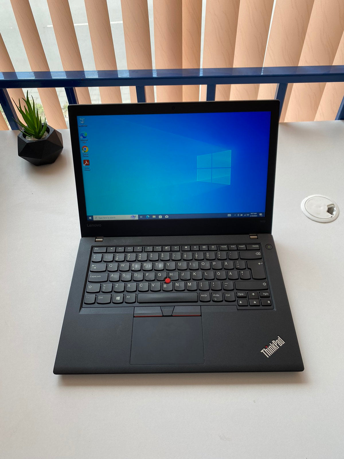 Лаптоп Lenovo ThinkPad T470  Реновиран - Клас B