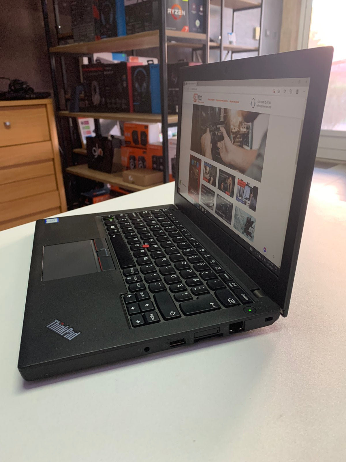 Реновиран лаптоп Lenovo ThinkPad X270