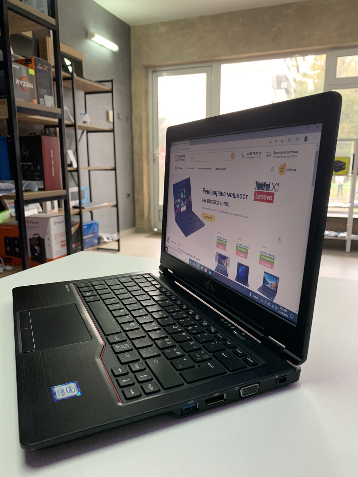 Реновиран лаптоп Fujitsu LifeBook U728