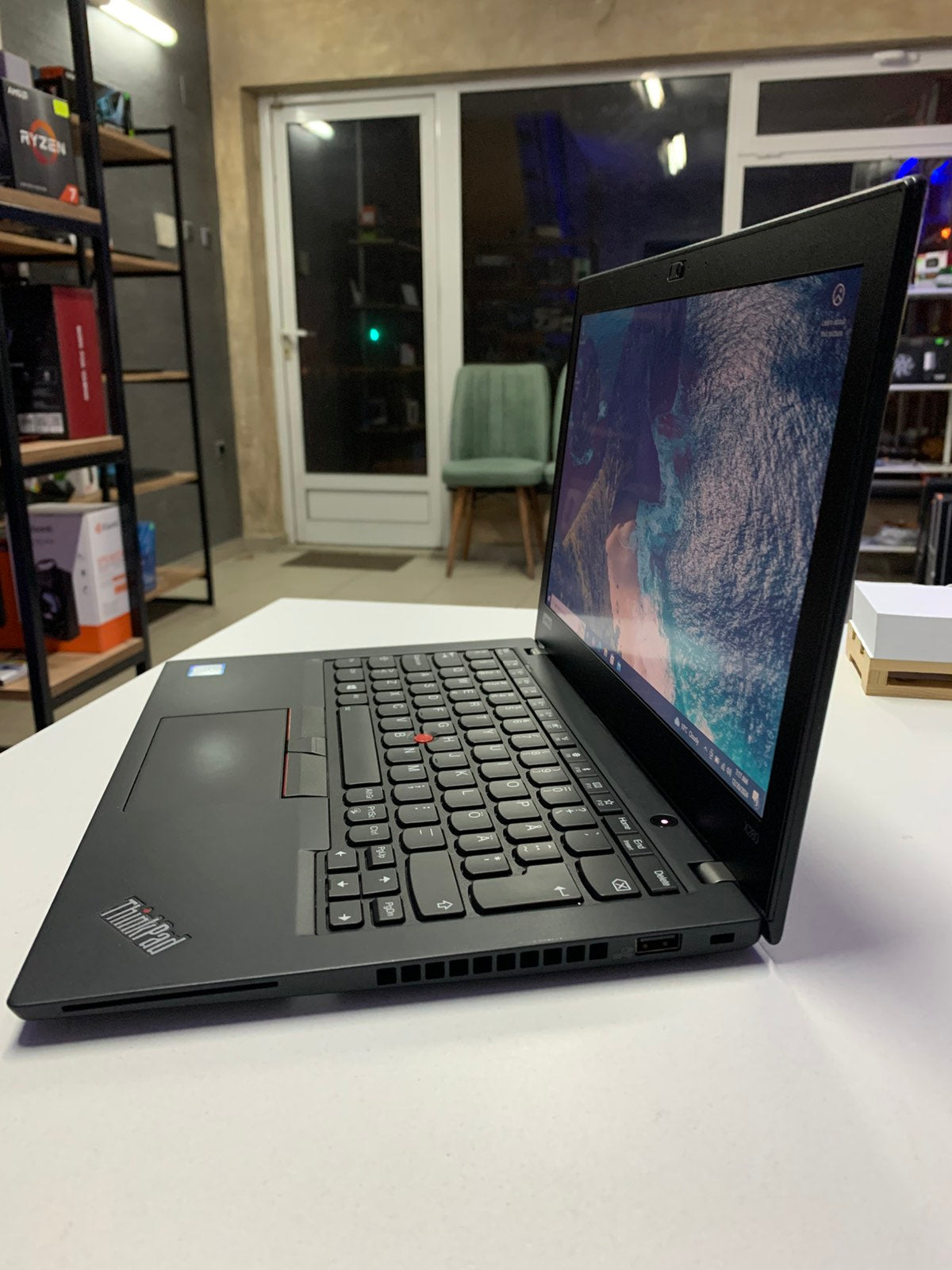 Реновиран лаптоп Lenovo ThinkPad X280