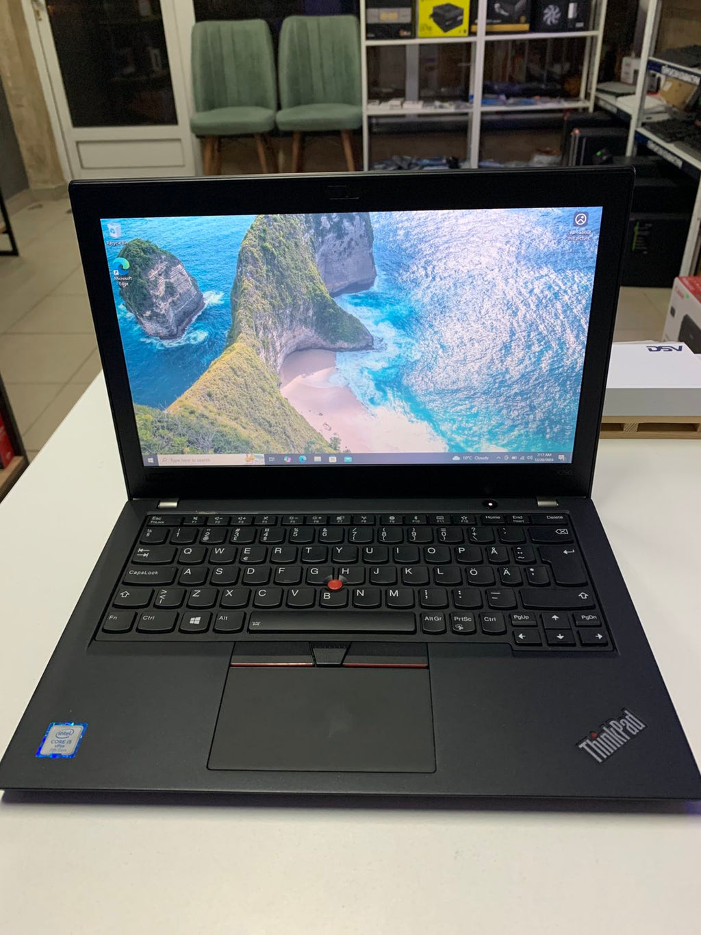 Реновиран лаптоп Lenovo ThinkPad X280