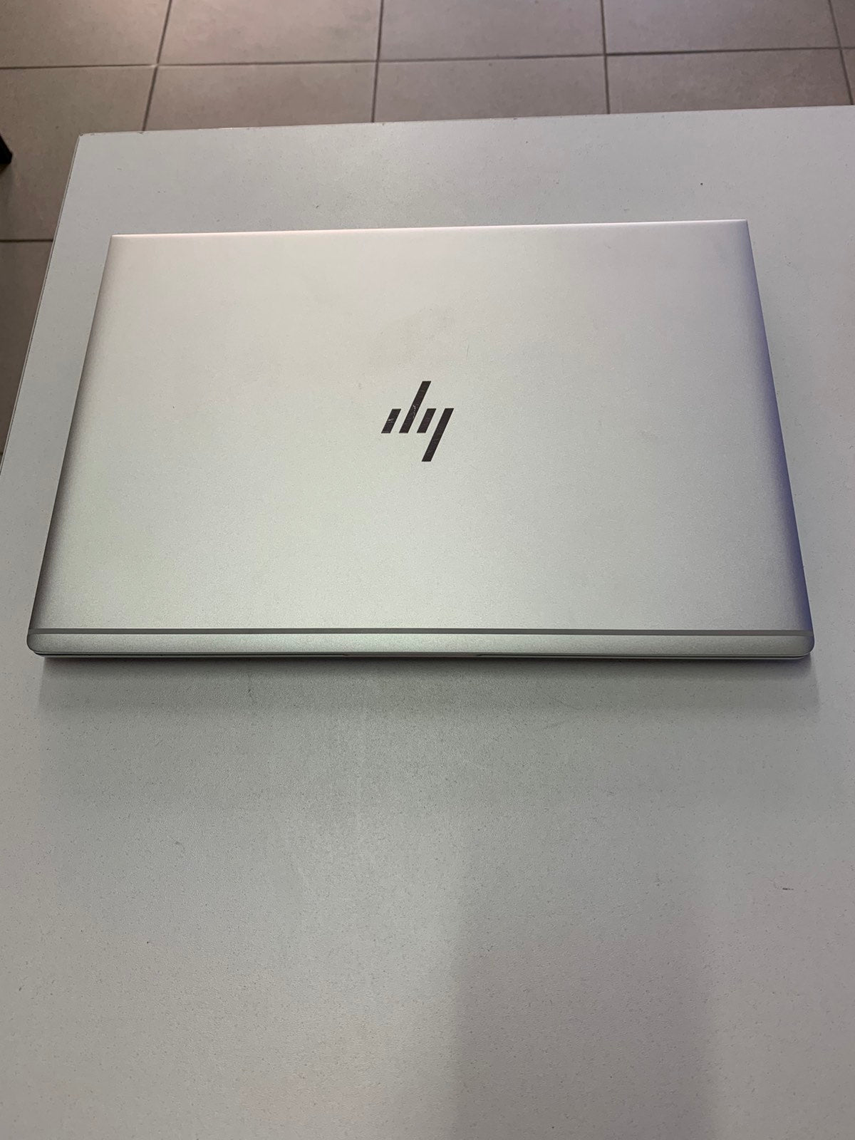 Реновиран лаптоп HP EliteBook 1040 G4