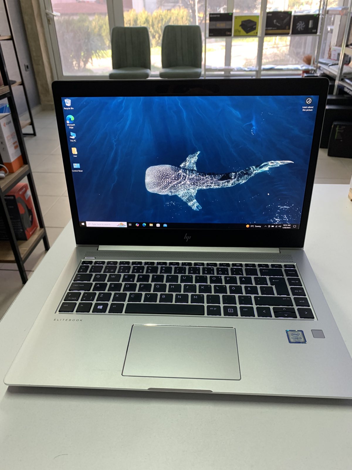 Реновиран лаптоп HP EliteBook 1040 G4