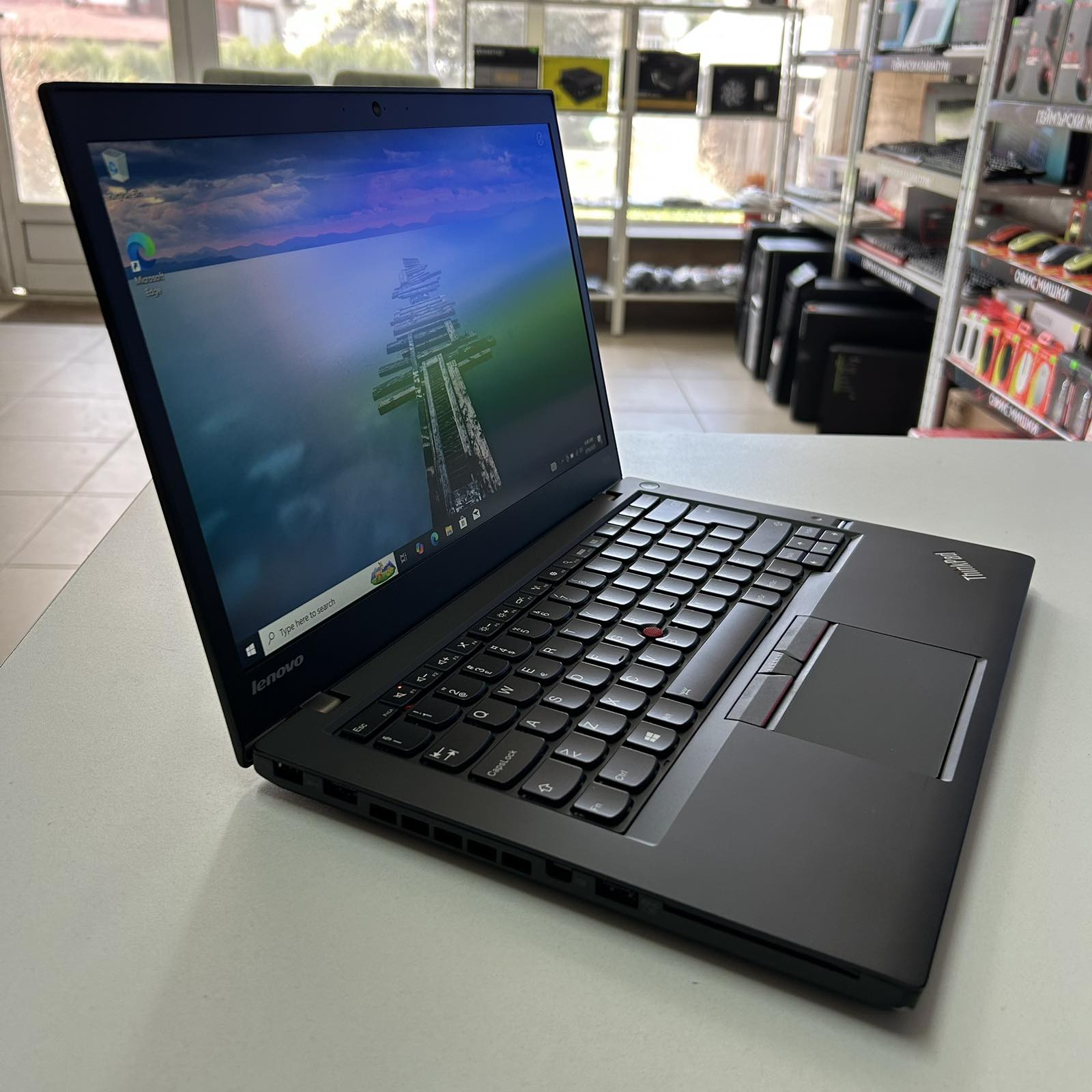 Реновиран лаптоп Lenovo ThinkPad T450s